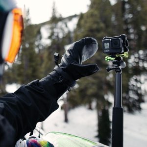 Magnetic gopro mount 10 SNAP Mount on the snow mountain 4